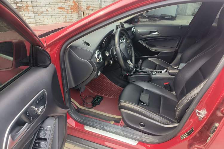 Used Mercedes-Benz GLA 2018 GLA 200 Fashion Model
