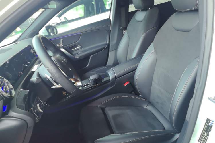 Used Mercedes-Benz A-Class 2020 Restyled A 200 L Sport Sedan Fashion Version