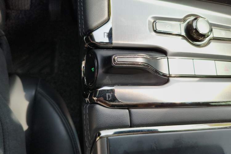 Used Nio ES6 2020 420 km Sport Edition Gear Lever