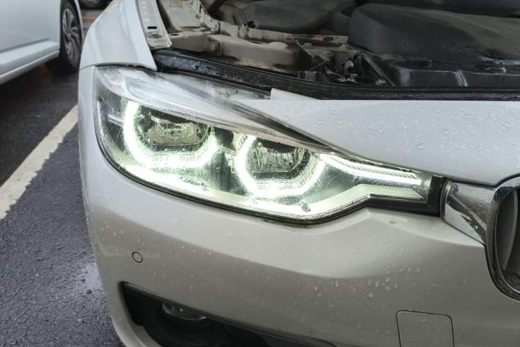 Used BMW 3 Series 2018 320Li Fashion Model Right Front Headlight