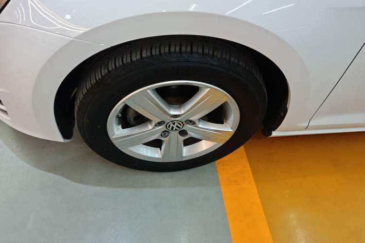 Used Volkswagen Golf 2016 230TSI Automatic Comfort Version