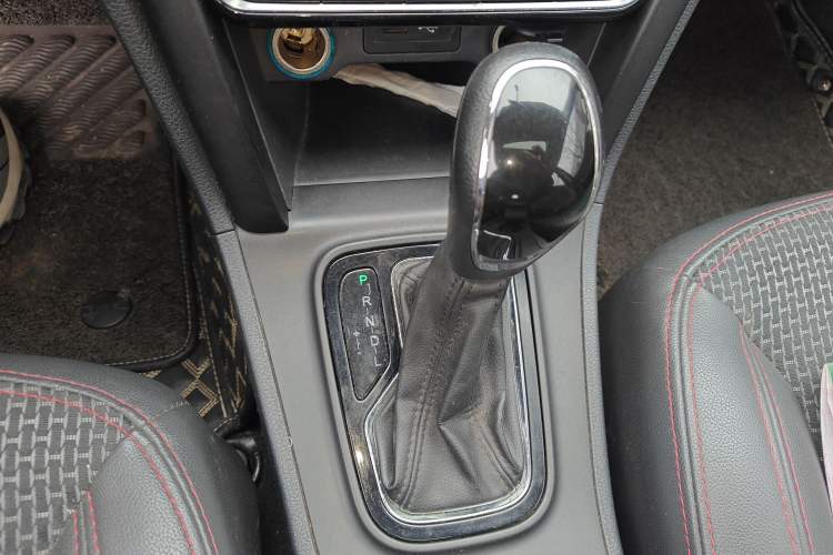 Used Chery Tiggo 3 2016 1.6L CVT ZhiShang Edition
