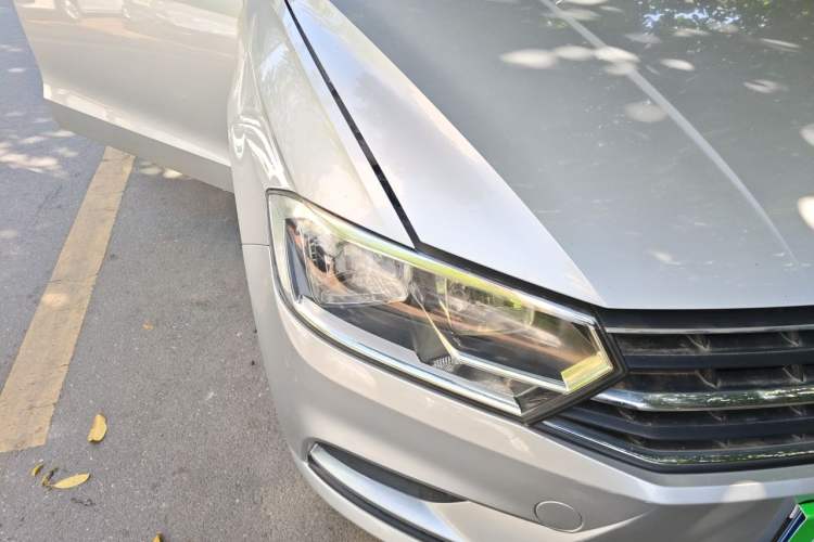 Used Volkswagen Bora 2016 1.6L Manual Fashion Edition
