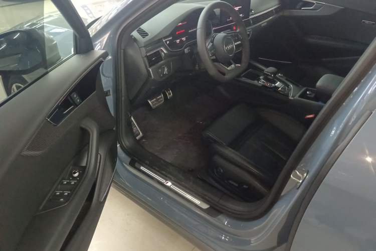 Used Audi A4L 2022 40 TFSI quattro RS Performance Package