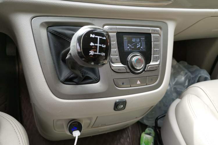 Used SAIC MAXUS G10 2018 PLUS 2.4L Manual Elite Edition
