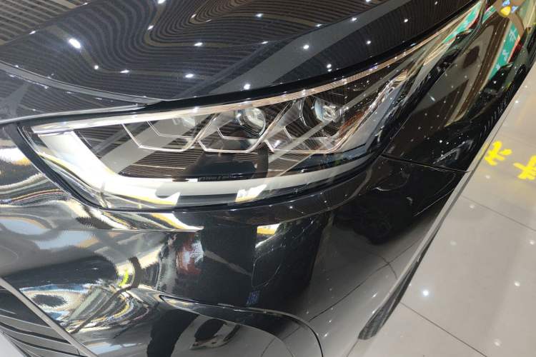 Used Toyota Crown Kluger 2023 2.5L HEV Four-Wheel Drive Luxury Edition Left Front Headlight