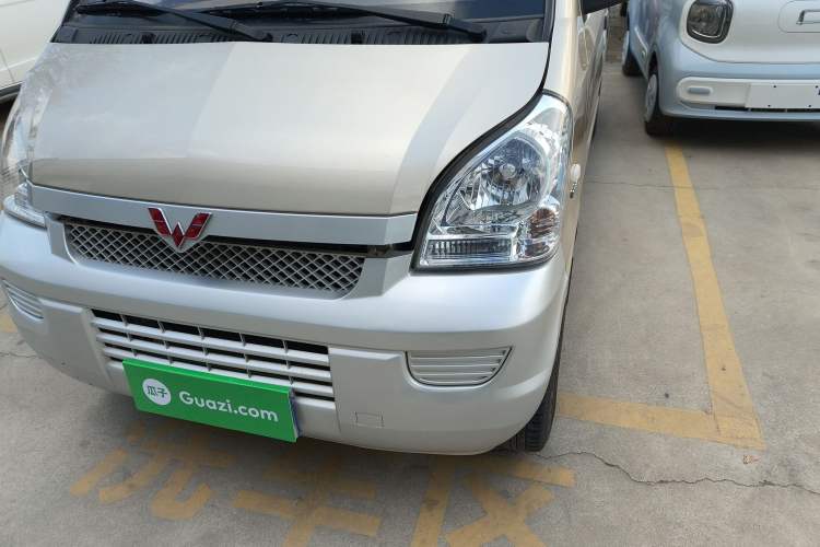 Used Wuling Rongguang 2021 1.5L Extended Standard Version with Air Conditioning – L3C Left Front Headlight