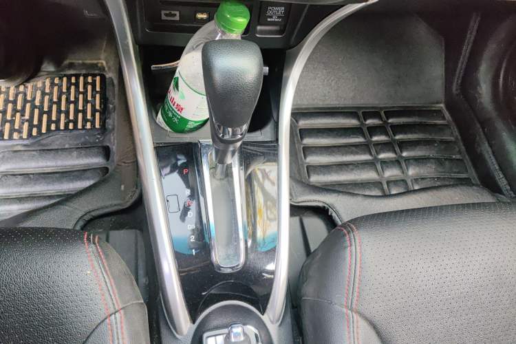 Used Honda Crider 2015 1.8L automatic luxury edition