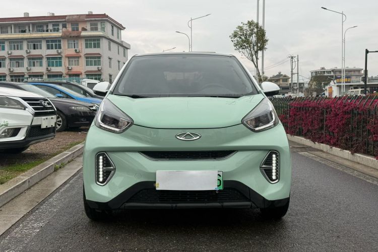Used Chery QQ Little Ant 2022 Sweet Pink Edition Half-Sugar Version Lithium Iron Phosphate 29.2 kWh 30 kW 301 km