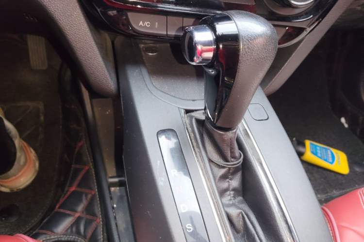 Used Honda XR-V 2015 1.5L LXi CVT Classic Edition