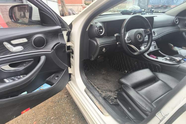 Used Mercedes-Benz E-Class 2016 E 200 L Sport Edition
