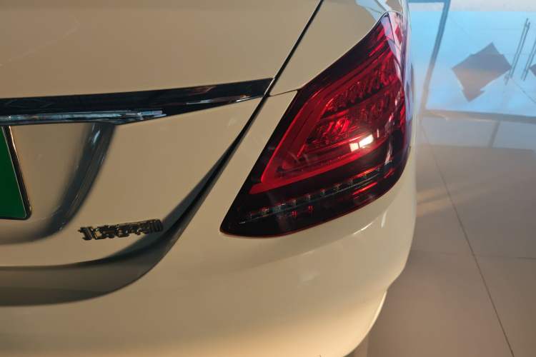 Used Mercedes-Benz C-Class 2020 Restyled C 260 L Sport Edition