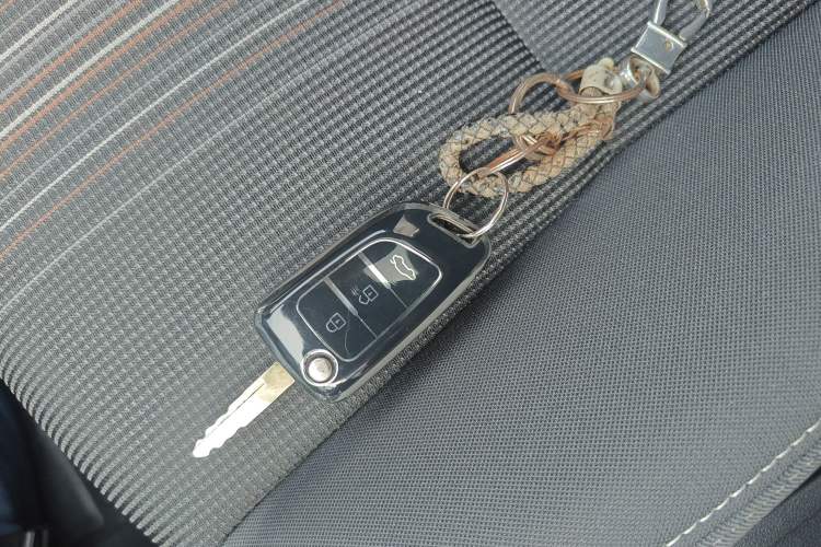 Used Dongfeng Aeolus AX3 2016 1.5L Automatic ZhiKu Model
