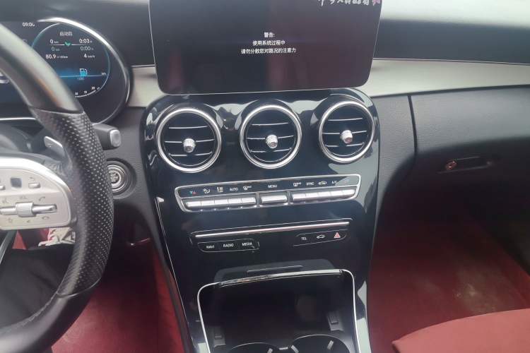 Used Mercedes-Benz C-Class 2019 C 260 Sport Edition Audio And AC Panel