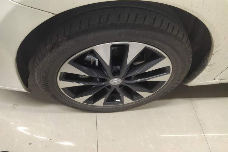 Used Nissan Tiida 2024 1.6L CVT ZhiZun Edition