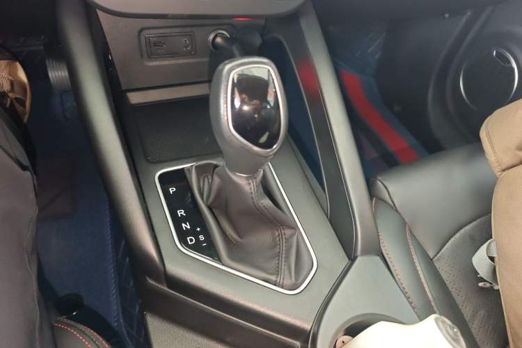 Used Dongfeng Fengon 500 2022 1.5L CVT Enjoyment Version