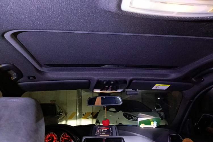 Used BMW 3 Series 2017 320i M Sport Headliner