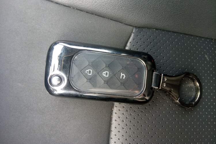 Used Wuling Alvez 2022 1.5L Manual Comfort Version