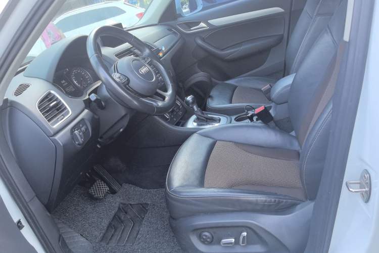 Used Audi Q3 2017 35 TFSI Fashion Model