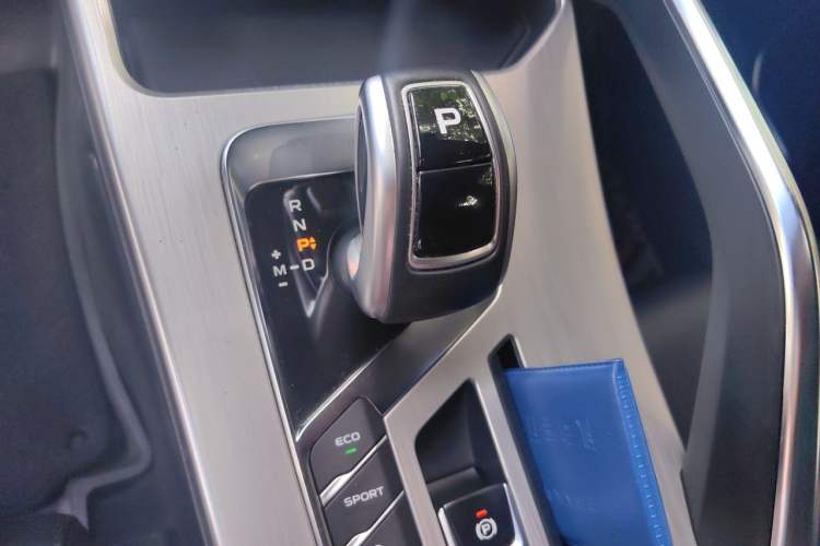 Used Geely Auto Coolray 2019 Sport Version 260T DCT Battle China VI Standard
