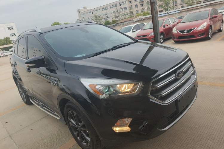 Used Ford Kuga 2019 EcoBoost 180 Two-Wheel-Drive Platinum Edition China VI Standard
