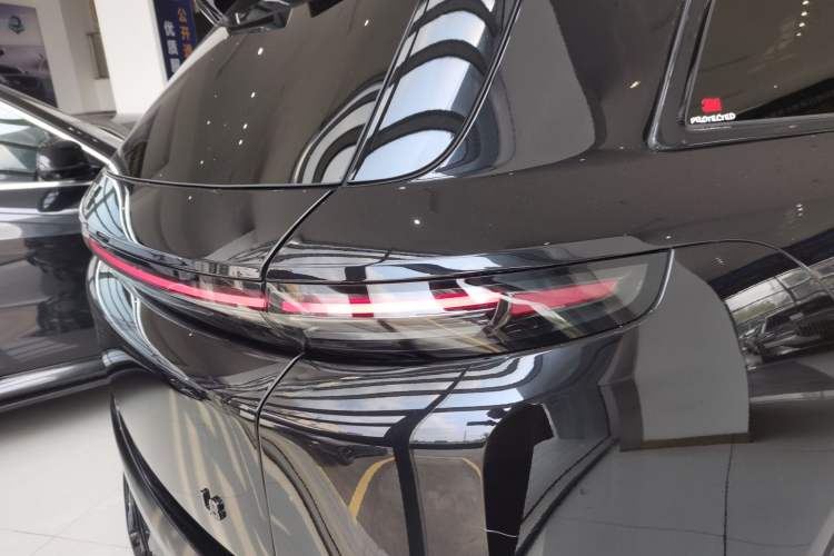 Used Li Auto L8 2023 Air model Right Rear Taillight