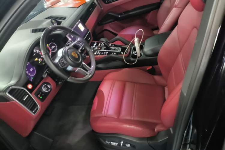 Used Porsche Cayenne E-Hybrid 2020 Cayenne E-Hybrid 2.0T
