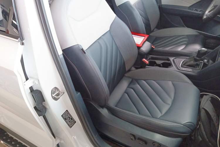 Used Volkswagen Tharu 2023 300TSI Two-Wheel-Drive Full Moon Edition