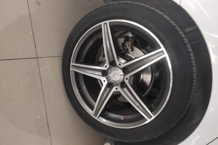 Used Mercedes-Benz C-Class 2015 C 200 L Sport Edition
