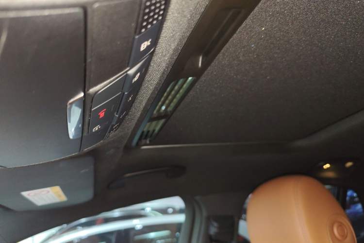 Used Mercedes-Benz GLC Coupe 2020 GLC 260 4MATIC Coupe SUV
