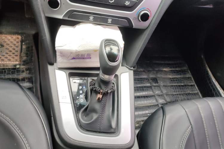 Used Hyundai Elantra (6th Generation / Lingdong) 2016 1.6L Automatic ZhiXuan – Elite Version