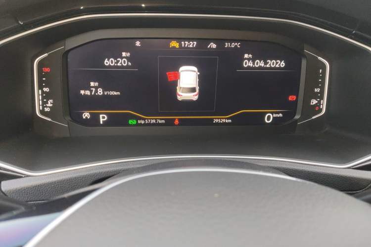 Used Volkswagen T-ROC 2022 280TSI DSG Two-Wheel Drive Elite PLUS Odometer Close Up