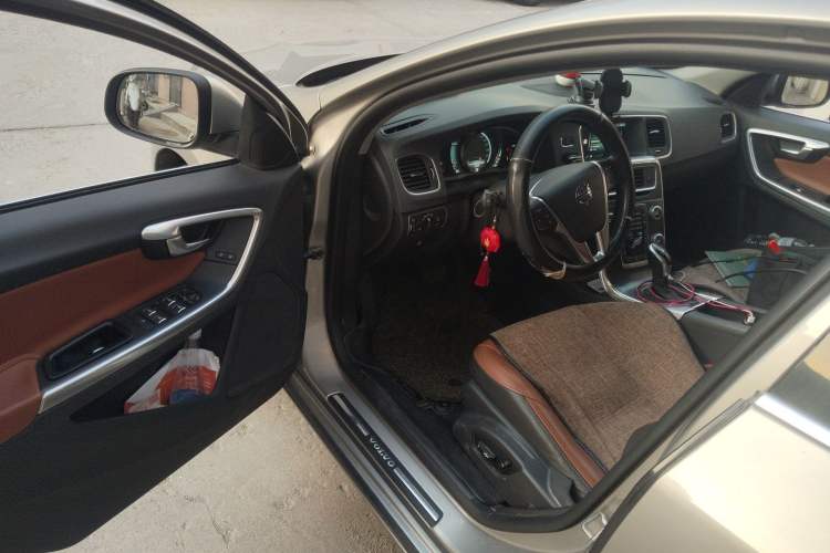 Used Volvo S60 2016 S60L T5 Intelligent Drive Edition Driver Seat