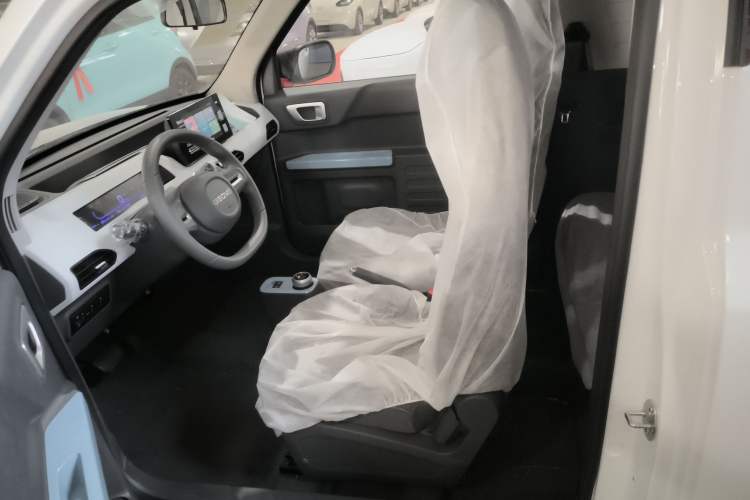 Used Geely Galaxy Panda 2024 Panda Mini 200km Endurance Bear