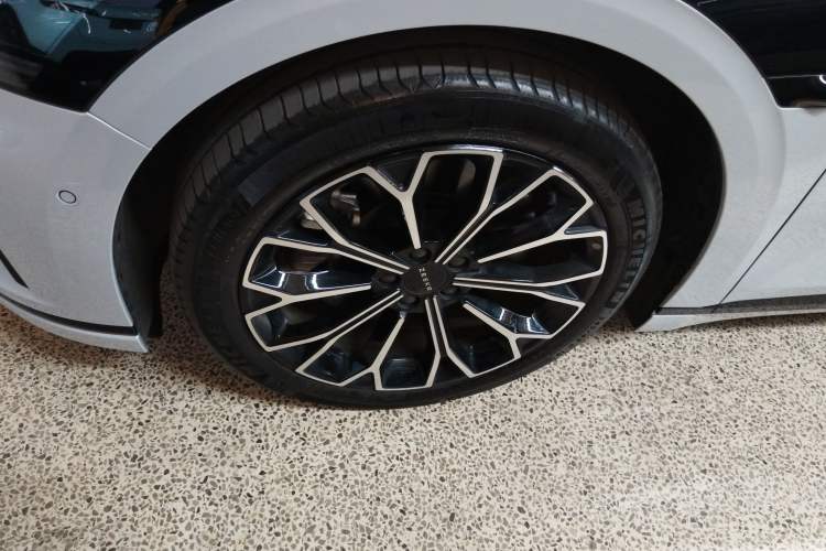 Used Zeekr 007GT 2025 Long-Range Rear-Wheel Drive Intelligent Driving Version 100 kWh
