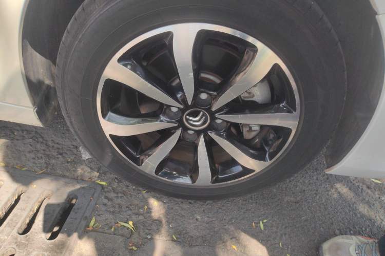 Used Citroen C4 Sega 2016 1.6L Manual Luxury Model Exterior 4