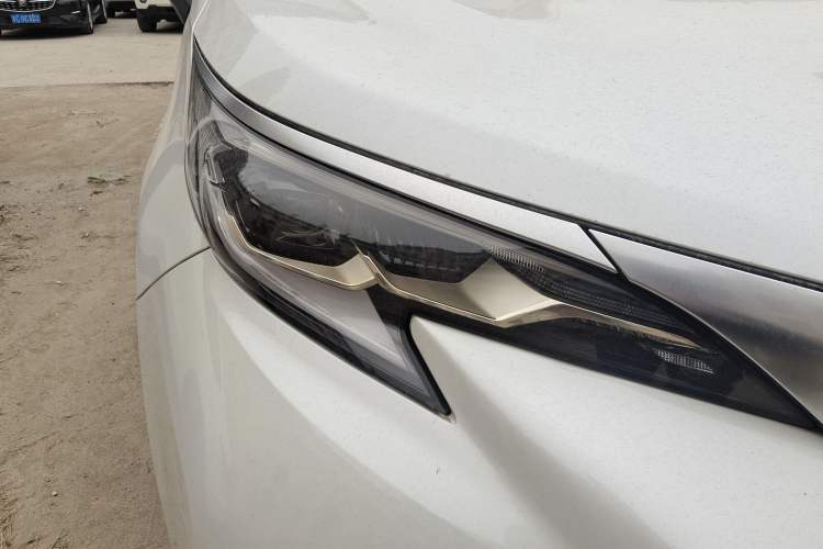 Used Toyota Granvia 2024 2.5L Hybrid Prestige PLUS Four-Wheel Drive Version
