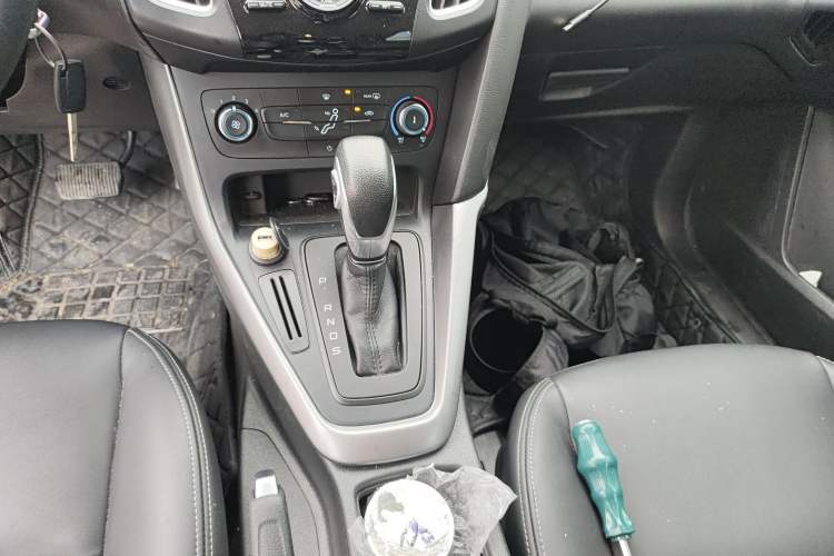 Used Ford Focus 2017 Hatchback 1.6L Automatic Comfort Plus SmartDrive Edition
