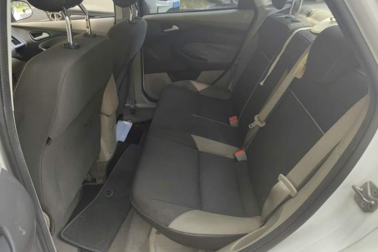 Used Ford Focus 2012 Sedan 1.6L Automatic Comfort Model