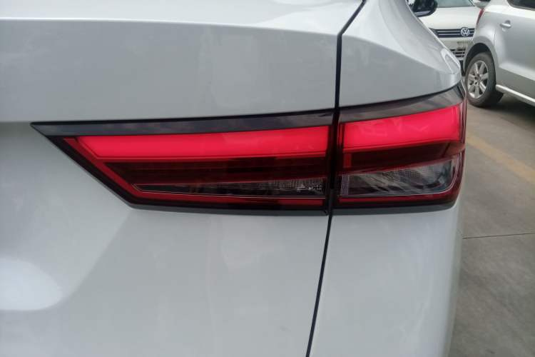 Used Wuling Alvez 2022 1.5L Manual Comfort Version