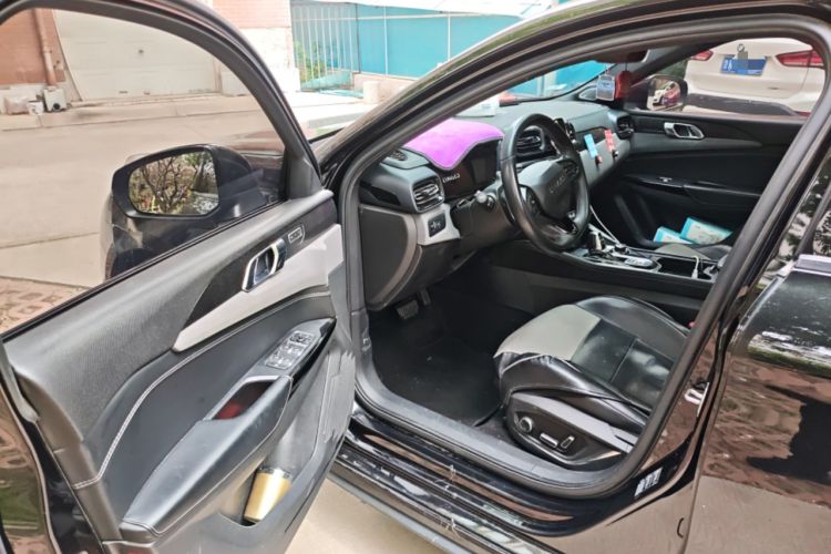 Used Lynk & Co 03 2022 1.5TD DCT JingPro Driver Seat