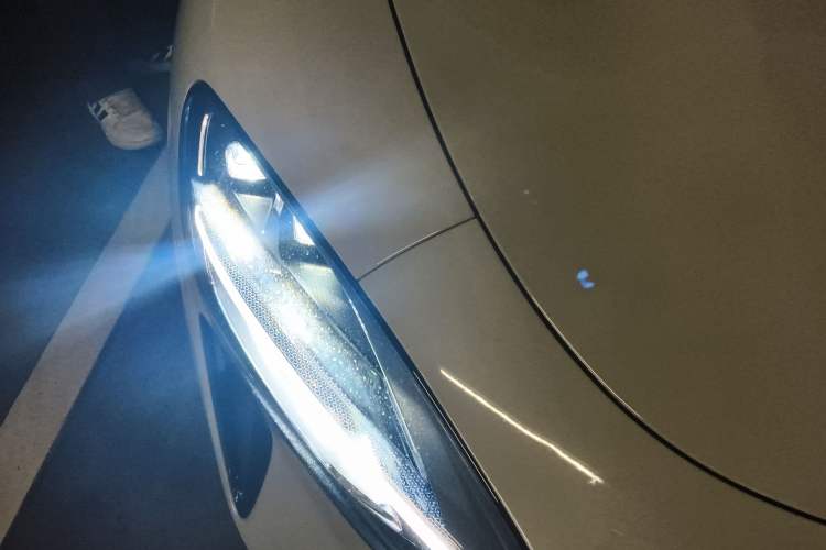 Used Xiaomi Auto SU7 2024 Four-Wheel Drive Ultra-Long Range Advanced Intelligent Driving Max Edition