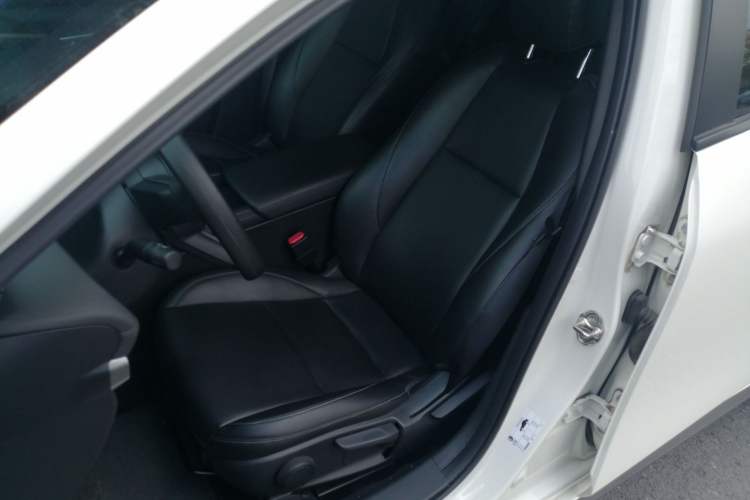 Used Mazda 3 Axela 2023 2.0L Automatic Zhiqing Edition
