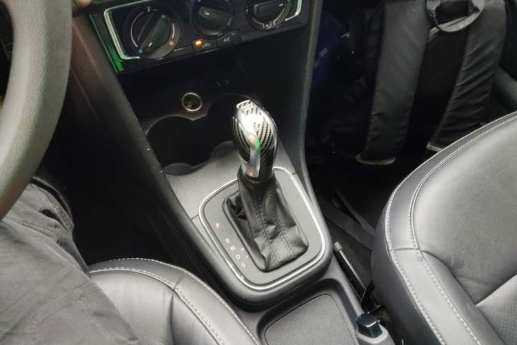 Used Volkswagen Polo 2014 1.6L Automatic Comfort Edition