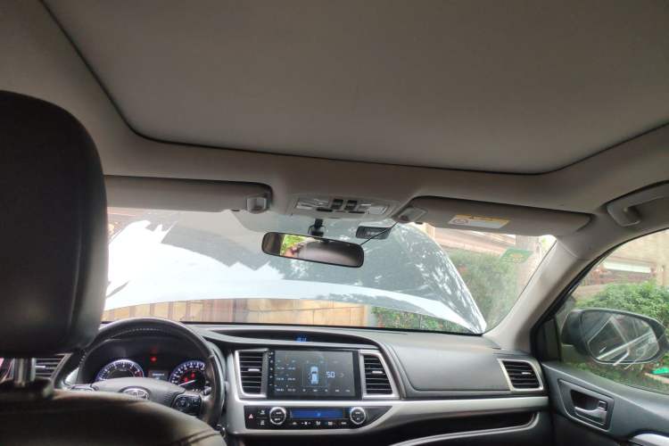 Used Toyota Highlander 2015 2.0T Four-Wheel Drive Luxury Edition 7-Seater