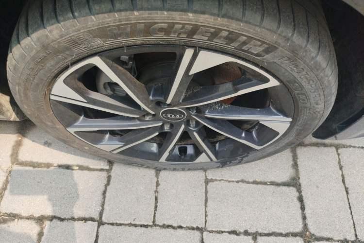 Used Audi A4L 2023 40 TFSI Luxury Dynamic Model
