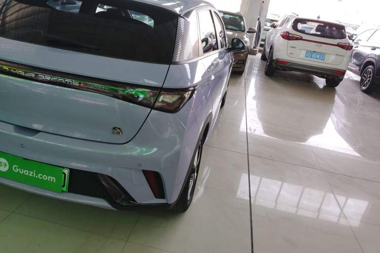 Used BYD Dolphin 2023 420 km Fashion Edition
