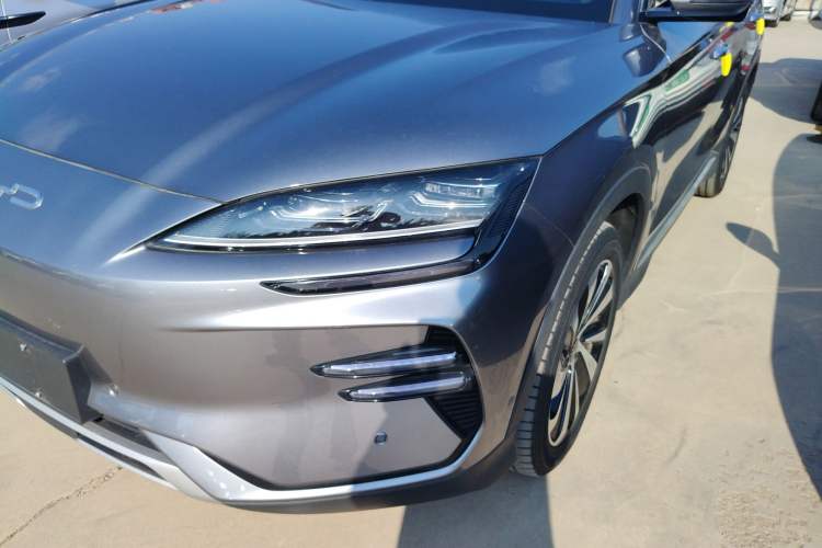 Used BYD Song PLUS New Energy 2023 Champion Edition EV 605KM Flagship PLUS Left Front Headlight