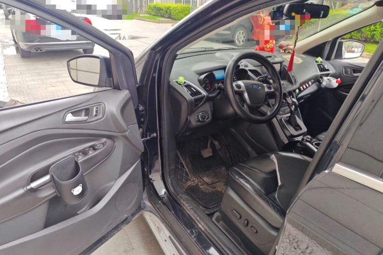 Used Ford Kuga 2013 2.0L GTDi Four-Wheel-Drive Sport Model Driver Seat