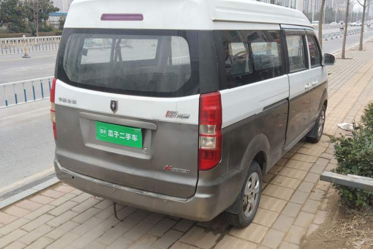 Used Jinbei New Hiace X30L 2016 1.3L Wealth Edition DLCG12 Rear Right 45 Deg